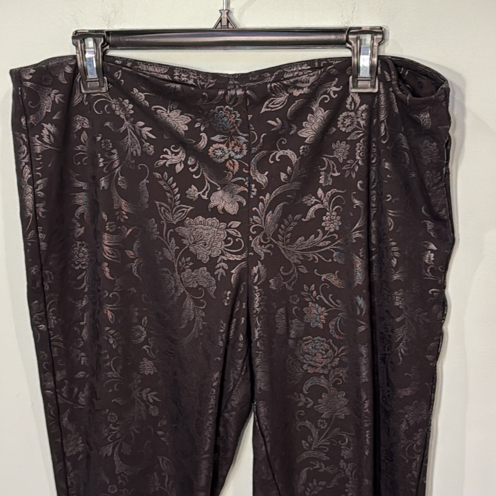 New Directions black floral leggings Size XL